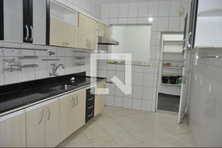 Cozinha de casa de condomínio para alugar com 3 quartos, 127m² em Lins de Vasconcelos, Rio de Janeiro