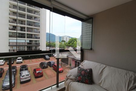 Varanda de apartamento para alugar com 3 quartos, 76m² em Jacarepaguá, Rio de Janeiro