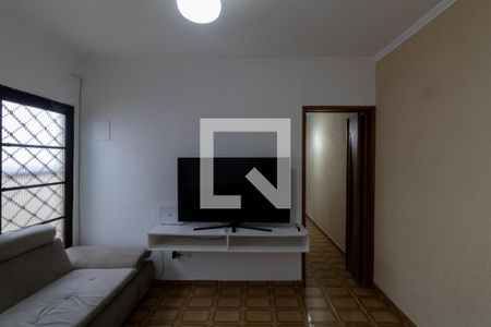 Sala  de casa para alugar com 2 quartos, 200m² em Vila Ré, São Paulo