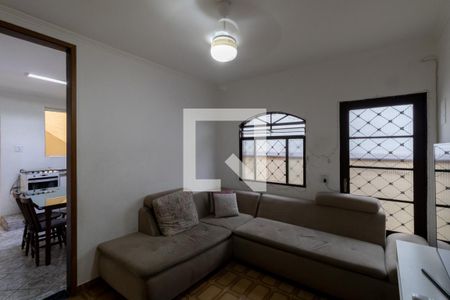 Sala  de casa para alugar com 2 quartos, 200m² em Vila Ré, São Paulo