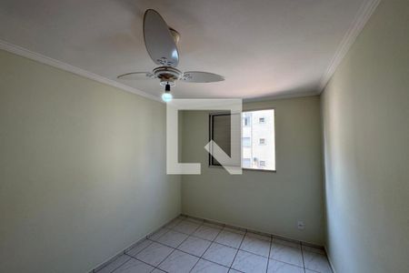 Dormitório 01 de apartamento para alugar com 2 quartos, 65m² em Presidente Medici, Ribeirão Preto