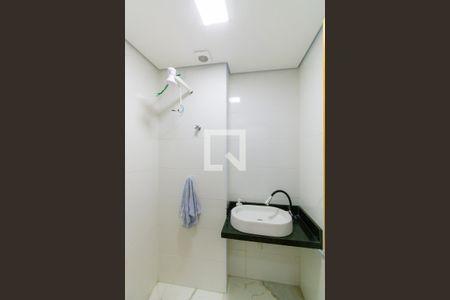 Apartamento para alugar com 39m², 2 quartos e sem vaga Apartamento para alugar com 39m², 2 quartos e sem vagaBanheiro