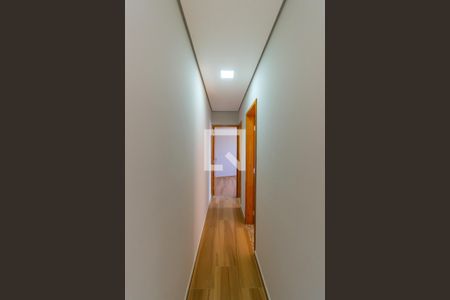 Corredor de apartamento à venda com 2 quartos, 47m² em Vila Carrão, São Paulo