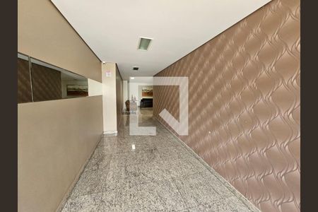 Hall de entrada de apartamento para alugar com 4 quartos, 150m² em Alto Caiçaras, Belo Horizonte