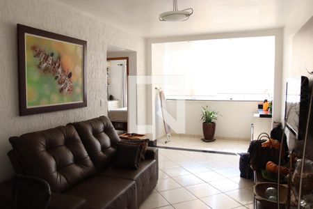 Sala de apartamento para alugar com 2 quartos, 68m² em Vila Alpes, Goiânia