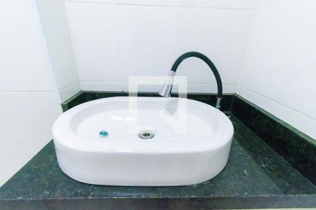 Apartamento para alugar com 39m², 2 quartos e sem vaga Apartamento para alugar com 39m², 2 quartos e sem vagaBanheiro