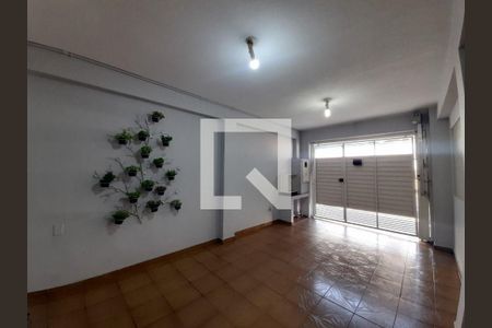 Casa à venda com 3 quartos, 120m² em Jardim Trussardi, São Paulo