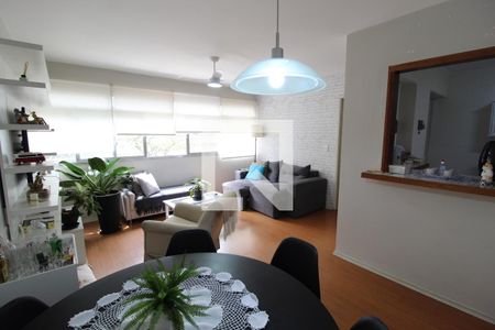 Apartamento à venda com 90m², 3 quartos e 1 vagaSala