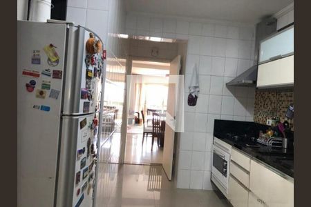 Foto 14 de apartamento à venda com 3 quartos, 107m² em Vila Bertioga, São Paulo