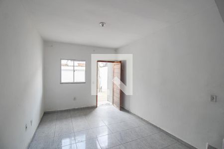 Sala de casa para alugar com 2 quartos, 85m² em Parque Sao Vicente, Belford Roxo