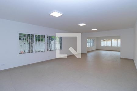 Sala de casa para alugar com 4 quartos, 400m² em Vila Albertina, São Paulo