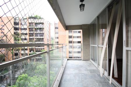 Varanda - Sala de apartamento para alugar com 4 quartos, 170m² em Real Parque, São Paulo