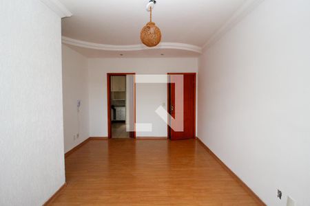 Sala de apartamento à venda com 3 quartos, 70m² em Fernão Dias, Belo Horizonte