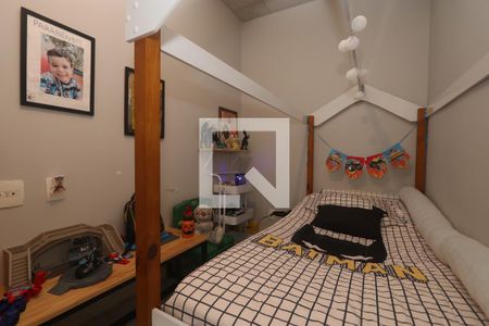 Quarto de apartamento à venda com 2 quartos, 75m² em Vila Suzana, São Paulo