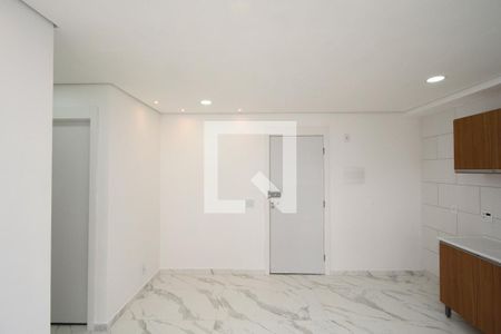 Sala/Cozinha de apartamento para alugar com 2 quartos, 36m² em Usina Piratininga, São Paulo