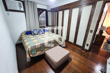 Quarto 1 de casa à venda com 4 quartos, 400m² em Laranjeiras, Rio de Janeiro