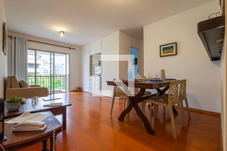 Apartamento para alugar com 63m², 2 quartos e 2 vagasSala