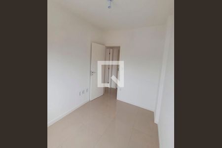 Quarto de apartamento para alugar com 2 quartos, 75m² em Barreiros, São José