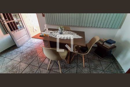 Sala de apartamento à venda com 2 quartos, 60m² em Aliança, Osasco