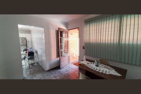 Sala de apartamento à venda com 2 quartos, 60m² em Aliança, Osasco