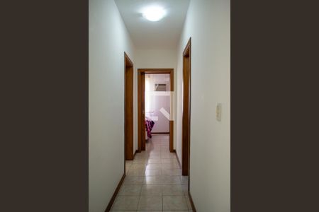 Corredor de apartamento para alugar com 2 quartos, 50m² em Vila Nova, Porto Alegre