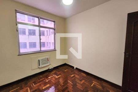 Quarto 1 de apartamento para alugar com 2 quartos, 70m² em Centro, Rio de Janeiro