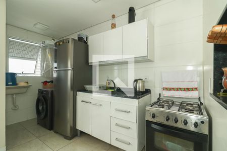 Cozinha e Área de Serviço de apartamento à venda com 2 quartos, 50m² em Rubem Berta, Porto Alegre