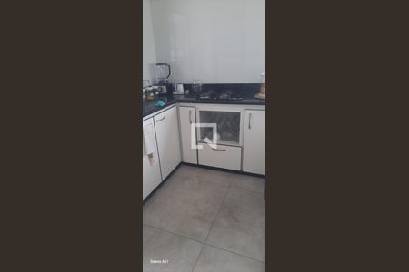 Cozinha de casa à venda com 2 quartos, 85m² em Dom Silverio, Belo Horizonte