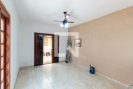 Sala/Cozinha de casa para alugar com 3 quartos, 150m² em Vila Uniao (zona Leste), São Paulo