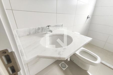 Apartamento para alugar com 62m², 2 quartos e 1 vaga Apartamento para alugar com 62m², 2 quartos e 1 vagaBanheiro da Suíte