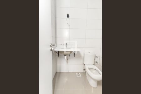 Apartamento para alugar com 62m², 2 quartos e 1 vaga Apartamento para alugar com 62m², 2 quartos e 1 vagaBanheiro