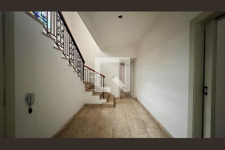 Hall de entrada de casa para alugar com 4 quartos, 650m² em Jardim Paulista, São Paulo