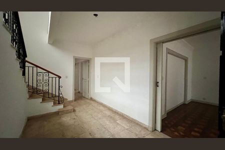 Hall de entrada de casa para alugar com 4 quartos, 650m² em Jardim Paulista, São Paulo