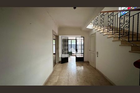 Hall de entrada de casa para alugar com 4 quartos, 650m² em Jardim Paulista, São Paulo