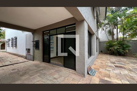 Garagem de casa para alugar com 4 quartos, 650m² em Jardim Paulista, São Paulo