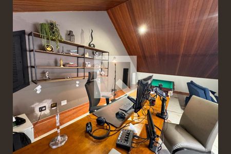 Quarto de casa à venda com 4 quartos, 500m² em Parque dos Principes, São Paulo