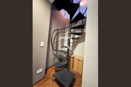 Quarto de casa à venda com 4 quartos, 500m² em Parque dos Principes, São Paulo