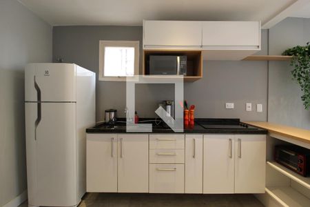 Sala/Cozinha de apartamento para alugar com 1 quarto, 70m² em Vila Nova Conceição, São Paulo