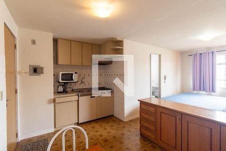 Sala/Cozinha/Quarto de apartamento para alugar com 1 quarto, 30m² em Novo Mundo, Curitiba