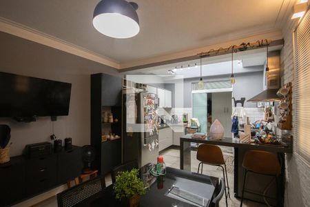 Casa à venda com 125m², 4 quartos e 2 vagas Casa à venda com 125m², 4 quartos e 2 vagasCozinha 2 casa 2