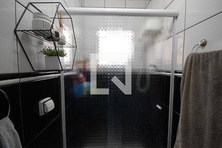 Casa à venda com 125m², 4 quartos e 2 vagas Casa à venda com 125m², 4 quartos e 2 vagasBanheiro 2 casa 2