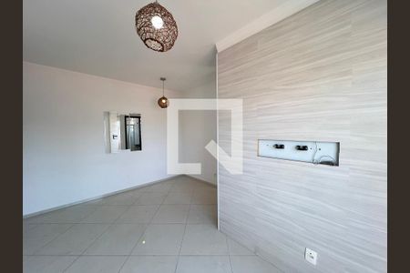 Sala de apartamento para alugar com 2 quartos, 53m² em Vila São José, Valinhos