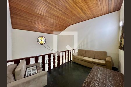 Sala do segundo andar de casa para alugar com 4 quartos, 300m² em Anil, Rio de Janeiro