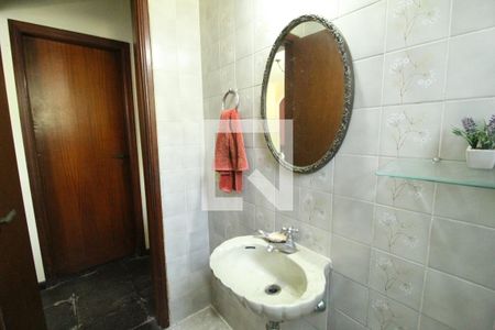 Lavabo de casa para alugar com 4 quartos, 300m² em Anil, Rio de Janeiro