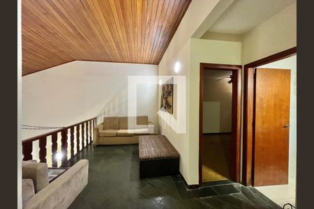 Sala do segundo andar de casa para alugar com 4 quartos, 300m² em Anil, Rio de Janeiro