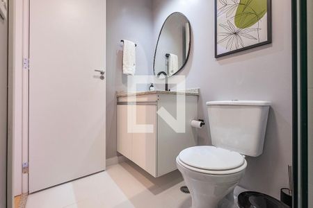 Banheiro de kitnet/studio para alugar com 1 quarto, 24m² em Pinheiros, São Paulo