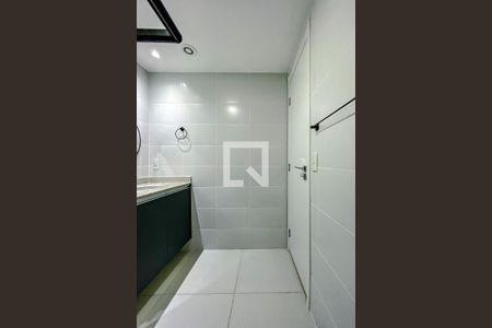 Banheiro de kitnet/studio para alugar com 1 quarto, 19m² em Ipiranga, São Paulo