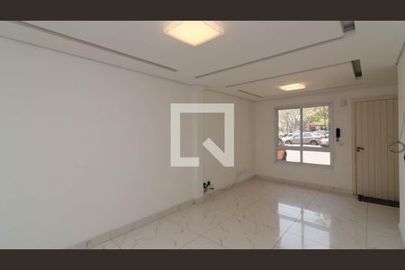 Sala de casa de condomínio para alugar com 3 quartos, 100m² em Jardim Santa Maria, São Paulo