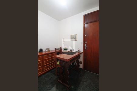 Hall de entrada de apartamento à venda com 1 quarto, 50m² em Copacabana, Rio de Janeiro