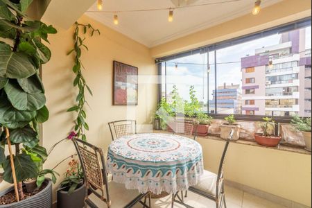 Apartamento à venda com 2 quartos, 68m² em Menino Deus, Porto Alegre